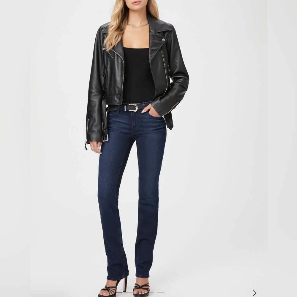 Paige Exclusive Skyline Straight Leg Size 29 NEW